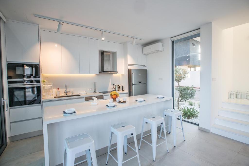 The White H Villa, Protaras, Fresh And Peaceful Paralimni Dış mekan fotoğraf